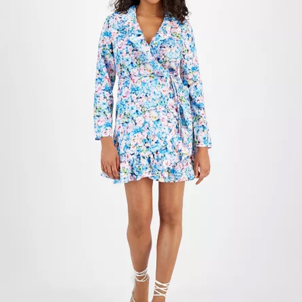 Bar III Petite Floral-Print Ruffled Tie-Waist Satin Wrap Dress in blue multi PXL